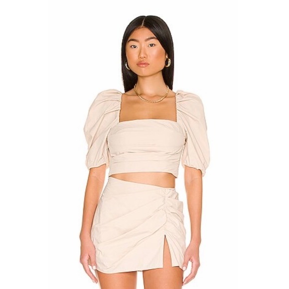 Amanda Uprichard Dresses & Skirts - Amanda Uprichard Willis Top Mini Skirt‎ 2
Piece Set In Bone Beige Women's Medium